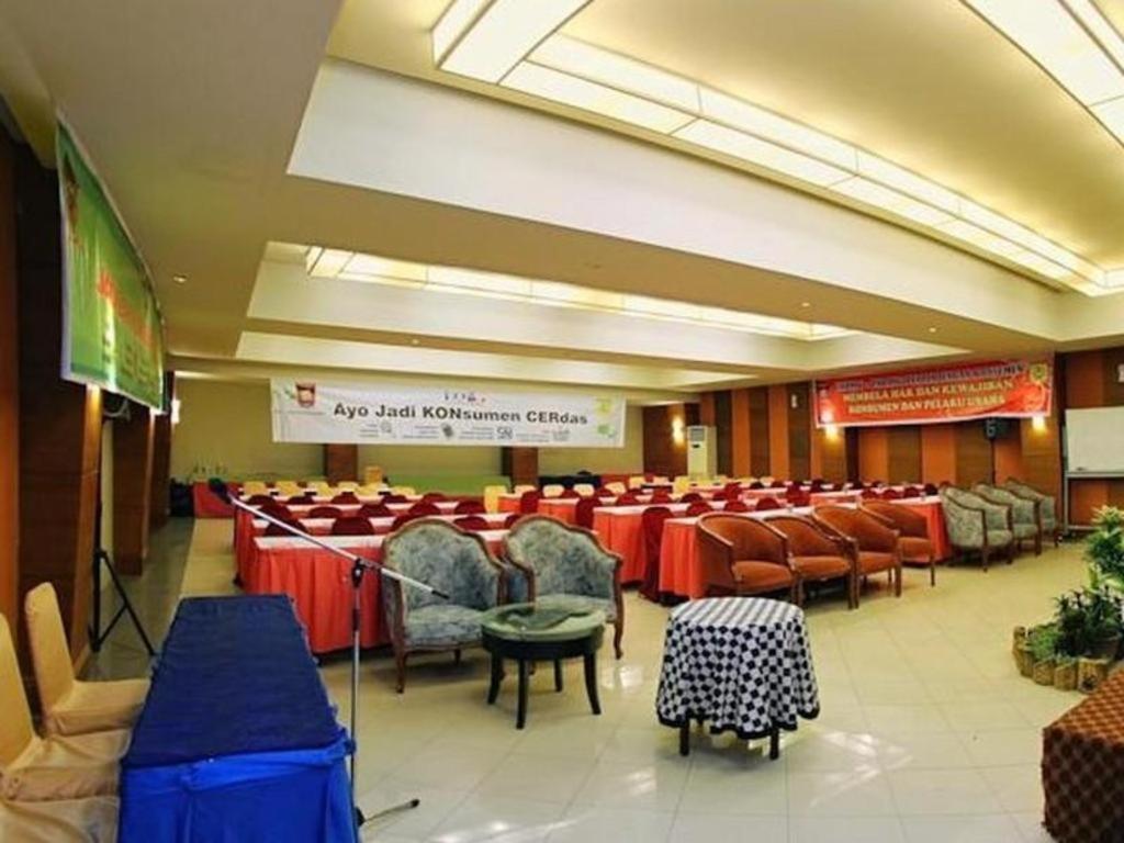 Hotel Pangeran City Padang  Buitenkant foto